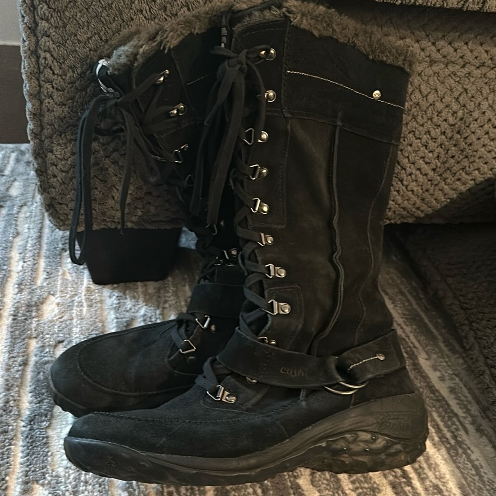 Cushe boots